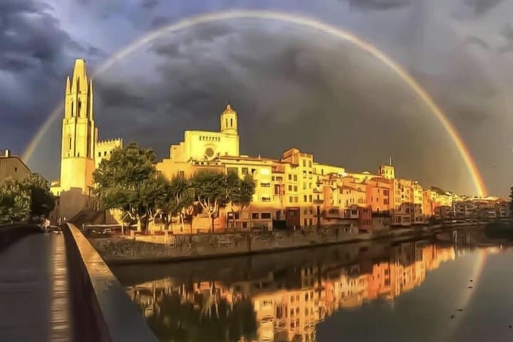Three Medieval Gems & Local Lunch Private Tour from Barcelona photo 6