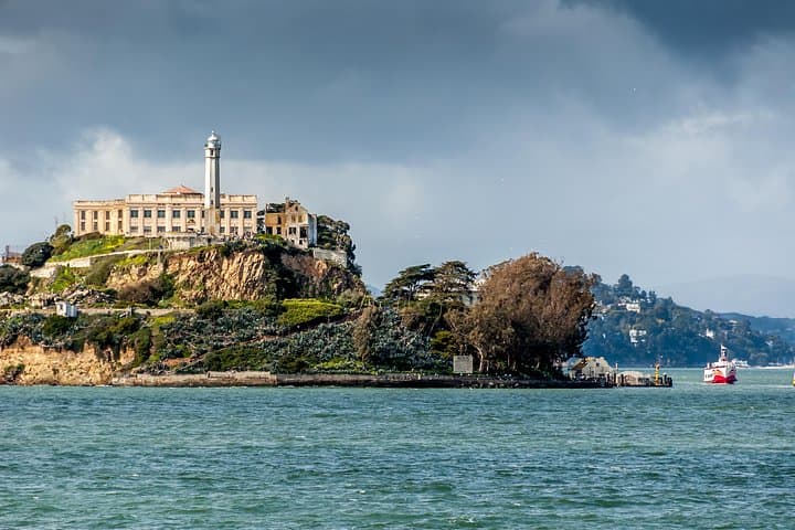 Bay-In-A-Day: Full-Day San Francisco City Tour with Alcatraz