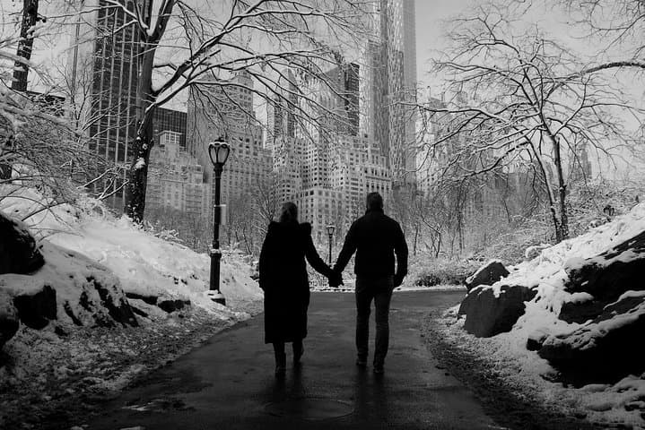 Private Central Park Photoshoot: Pro Photographer-Guided Walking Tour in NYC photo 3