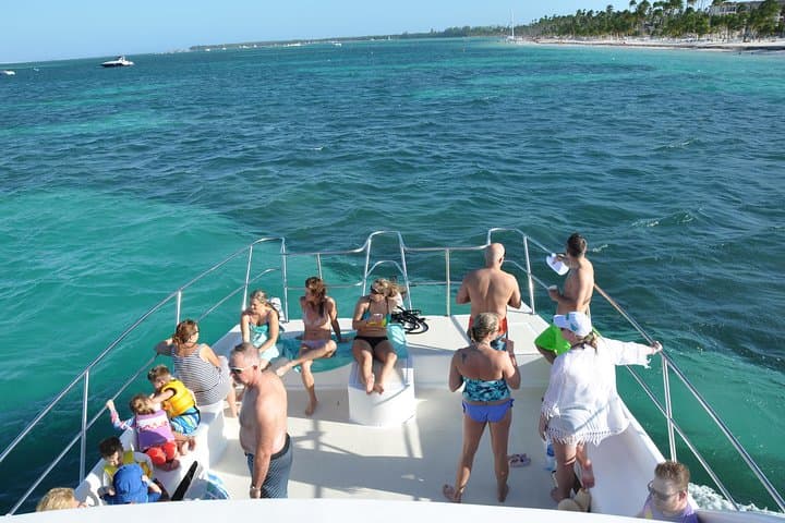 Experience the Ultimate Punta Cana Adventure: Snorkeling, Catamaran & Parasailing