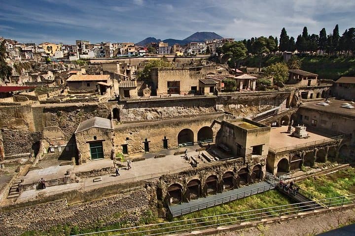 Pompeii & Mount Vesuvius Small-Group Tour from Naples: Hike the Volcano and Explore Ancient Ruins photo 2
