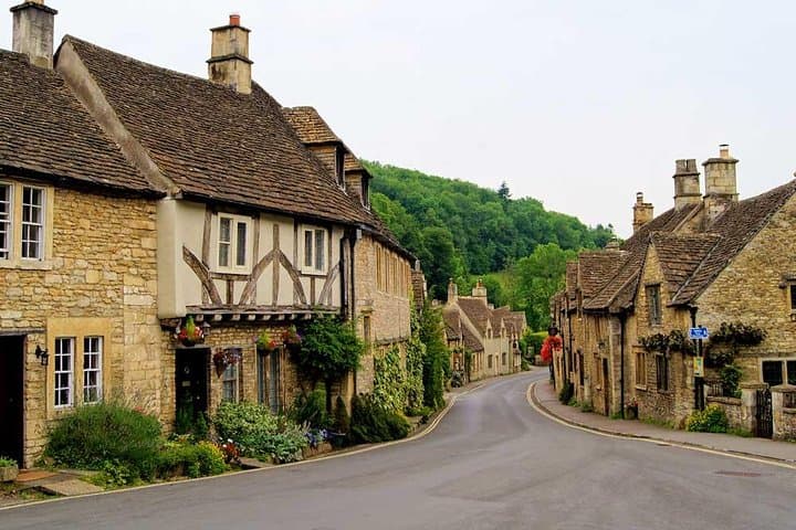 Cotswolds, Stonehenge & Bath: Small-Group Day Tour from London photo 4