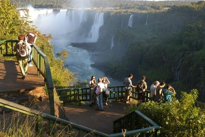 Iguassu Falls Brazilian Side: Bird Park, Macuco Boat Safari & Panoramic Views photo 4