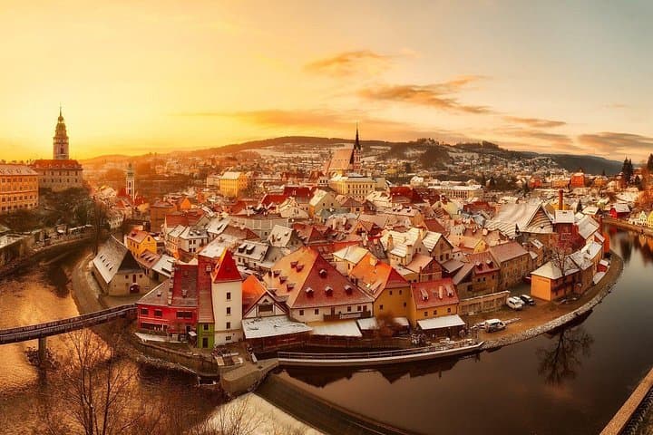 Private Day Trip from Prague to Český Krumlov via Hluboká Castle — Full-Day Guided Tour photo 3