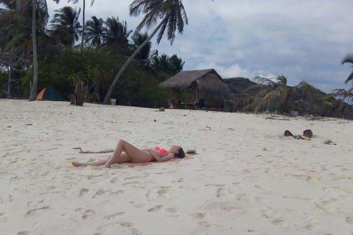 Castaway Island Camping in Linapacan: Overnight Island-Hopping & Snorkel Adventure photo 2