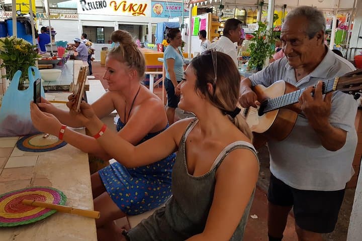 Acapulco Flavors: Market-to-Table Cooking Class with Tequila & Mezcal Tastings photo 6