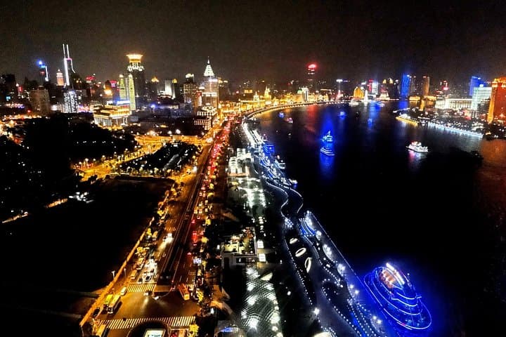 Shanghai Night: Hot Pot, Hot Springs & Huangpu River Cruise photo 5