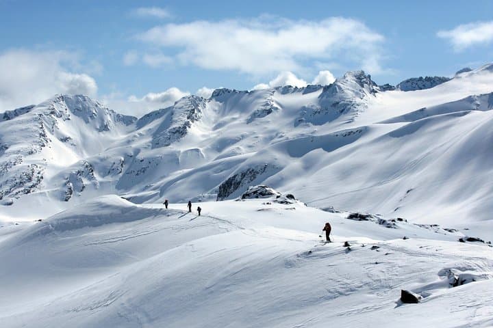 Sea to Sky Private Whistler Day Tour from Vancouver — Shannon & Brandywine Falls photo 3