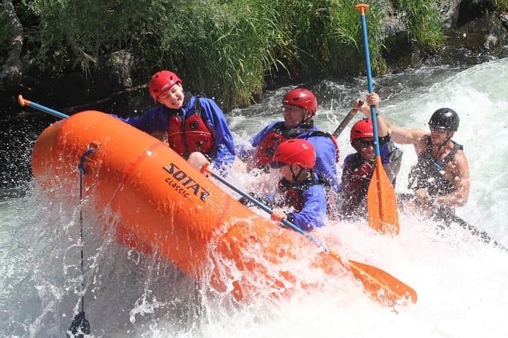 Charge the Rogue: Half-Day Class IV Rafting through Nugget and Ti’lomikh Falls photo 2