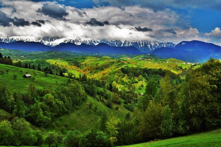 7-Day Private Transylvania Tour from Bucharest: Sibiu, Brasov, Sighisoara & Transfagarasan photo 2