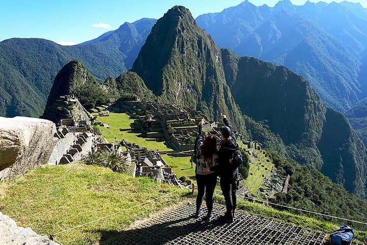 Huayna Picchu & Machu Picchu Day Trip from Cusco — Train, Summit and Guided Circuit 3 photo 1