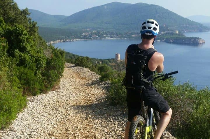 E‑Bike Excursion to Porto Conte and Punta Giglio: E‑MTB Adventure from Alghero
