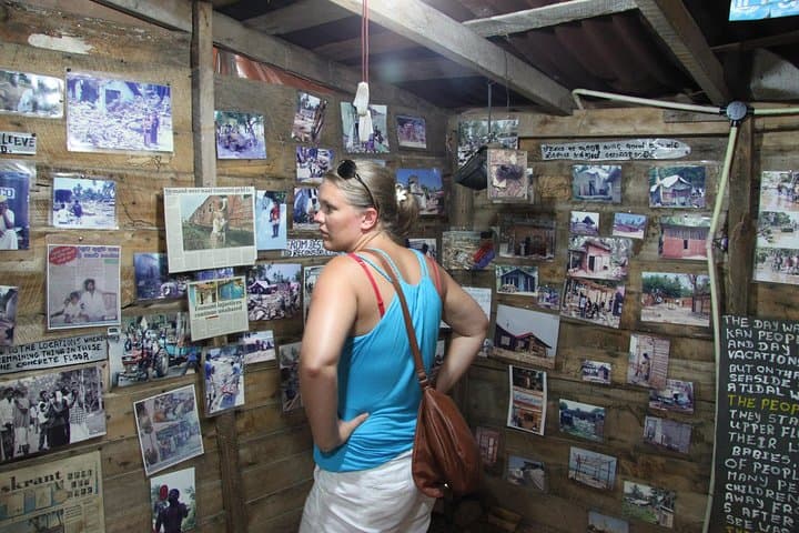 Hikkaduwa Tuk‑Tuk Day Tour: Cinnamon, Rubber & Turtle Hatchery Experience photo 2