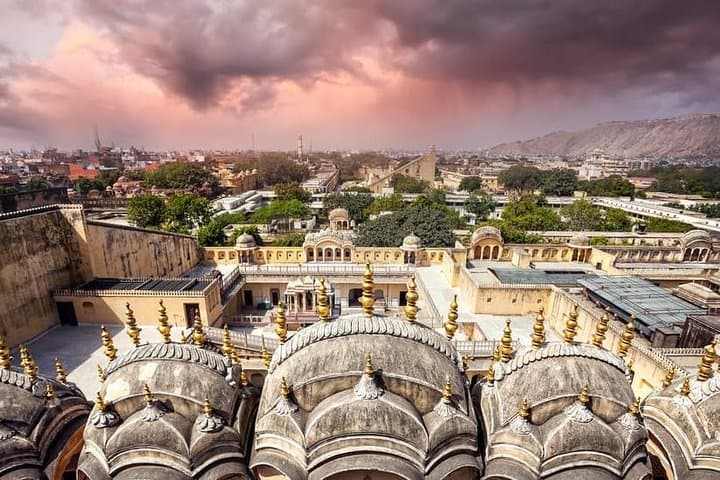 Delhi to Jaipur by Train: A Private Day Tour to Amber Fort, Hawa Mahal & Jal Mahal photo 4