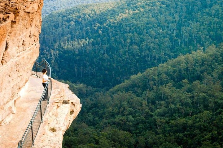 Private Blue Mountains Day Trip from Sydney — Echo Point, Wentworth Falls & Hidden Lookouts