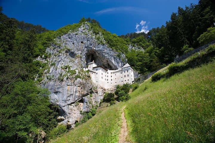 Explore Postojna Cave and Ljubljana: A Full-day Karst Adventure photo 6