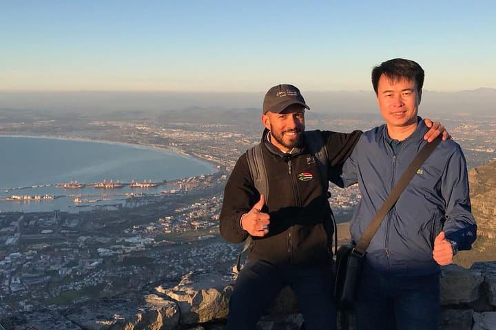 Table Mountain Walk (Platteklip Gorge) — 2–3 hrs One-Way, Local Guide & Snacks