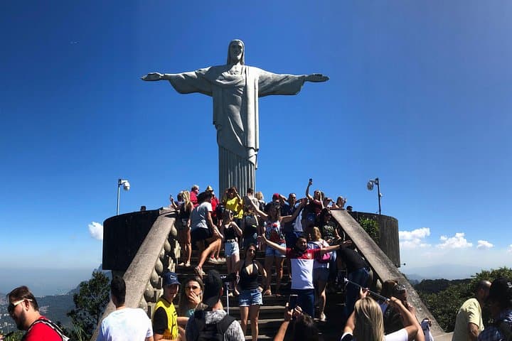 Private Custom Rio de Janeiro City Tour: Sugarloaf, Christ and Beaches photo 4