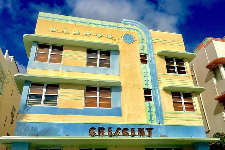 Classic Car Cruise Through Miami: Art Deco, Wynwood & Little Havana in 4 Hours photo 3