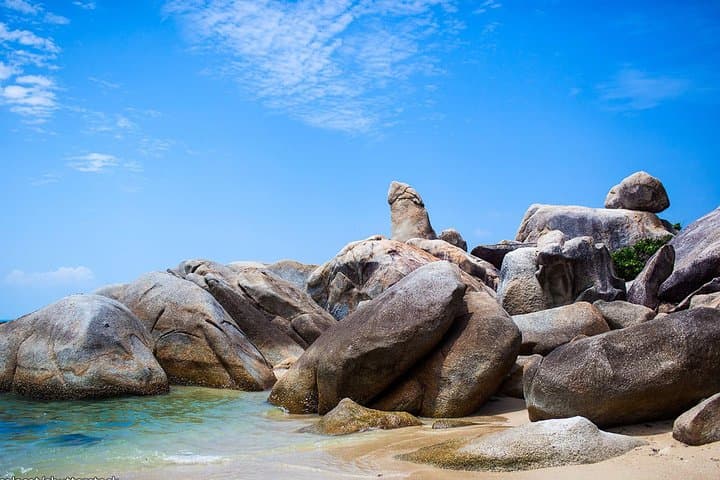 Ko Samui Half-Day City Tour: Big Buddha, Lad Koh Viewpoint & Hin Ta Hin Yai photo 3