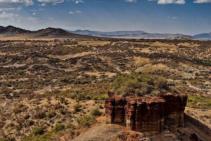 Full-Day Olduvai Gorge & Shifting Sand Tour from Arusha photo 4