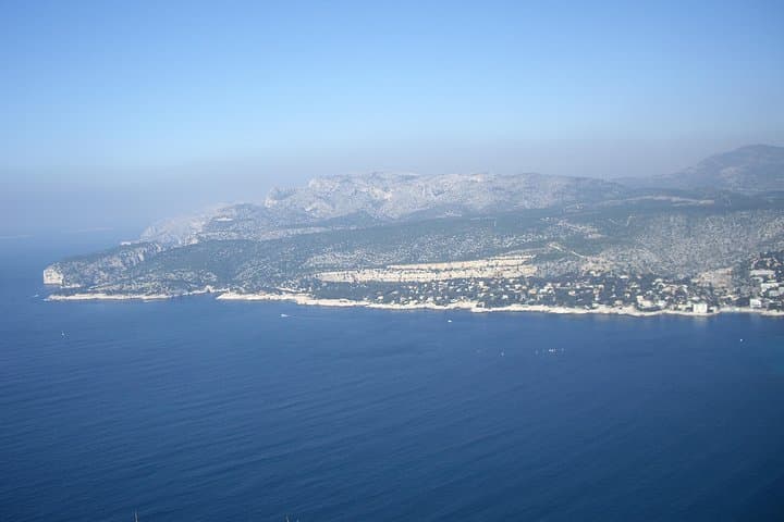 Cassis Half-Day Trip from Aix-en-Provence — Calanques Cruise & Village Market photo 5