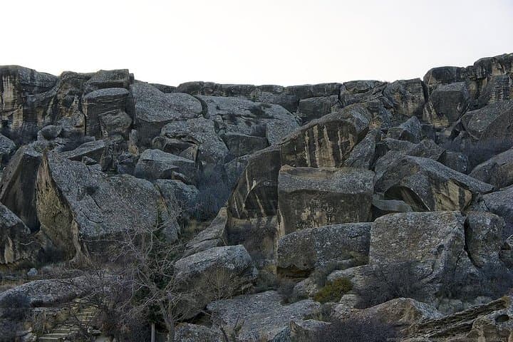 Gobustan and Mud Volcanoes: Paleolithic Rock Art and Azerbaijan's Boiling Earth photo 2