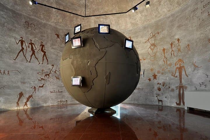 Gobustan and Mud Volcanoes: Paleolithic Rock Art and Azerbaijan's Boiling Earth photo 3