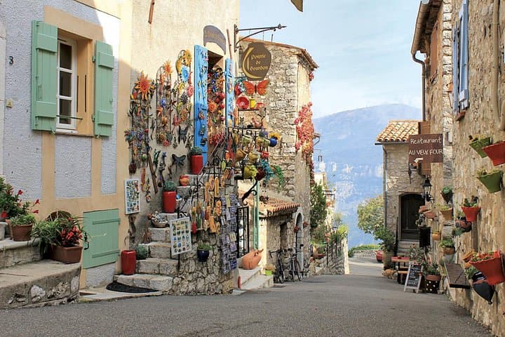 West Coast & Countryside Private Tour: Cannes, Antibes, Grasse and Medieval Villages photo 6