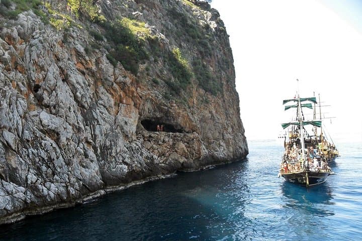 Alanya Day Trip from Side: Boat Tour, Dim River Lunch & Damlataş Cave photo 2