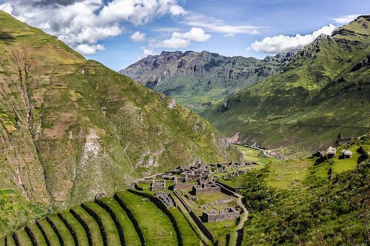 48-Hour Sacred Valley and Machu Picchu Tour from Cusco photo 3