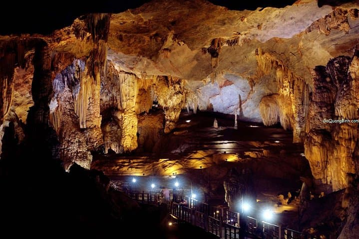Paradise Cave & Dark Cave Tour, Phong Nha — Caving, Zipline and Mud Baths photo 5