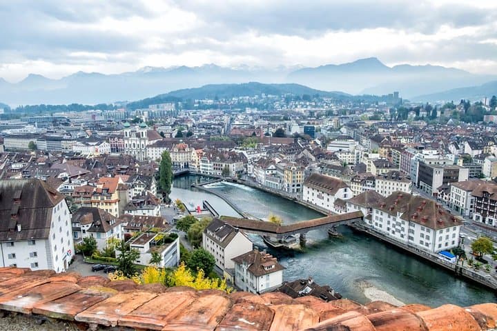 Lucerne Small-Group Walking Tour and Lake Lucerne Cruise — Half-Day Highlights photo 5