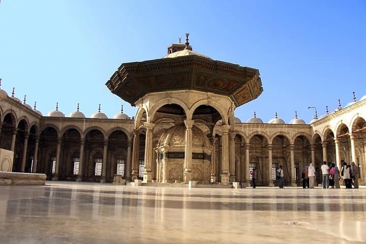 15-Day Egypt Highlights: Nile Cruise, Pyramids & Desert Camping photo 6