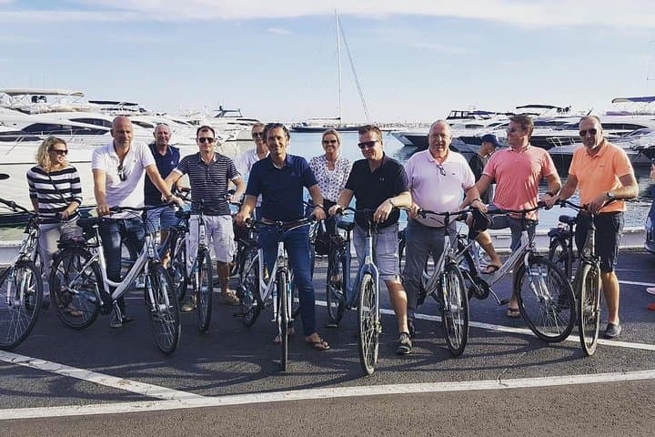 Marbella Bike City Tour: Old Town, Puerto Banús & Coastal Sights photo 4