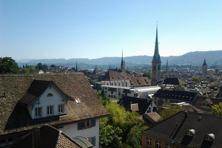 Explore Zürich Old Town: Private Half-Day Walking Tour with Optional Lake Cruise photo 4