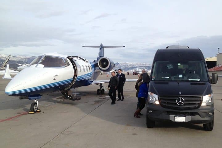 Vancouver Private Charter Tour: City and Nature in One Day with a Local Guide photo 2