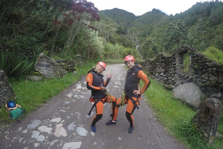 Chamana Canyoning: Small-Group Rappelling Adventure in Baños, Ecuador