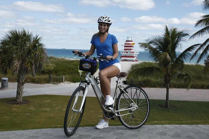 Miami Beach Bike Tour — South Beach Art Deco & Oceanfront Ride photo 2