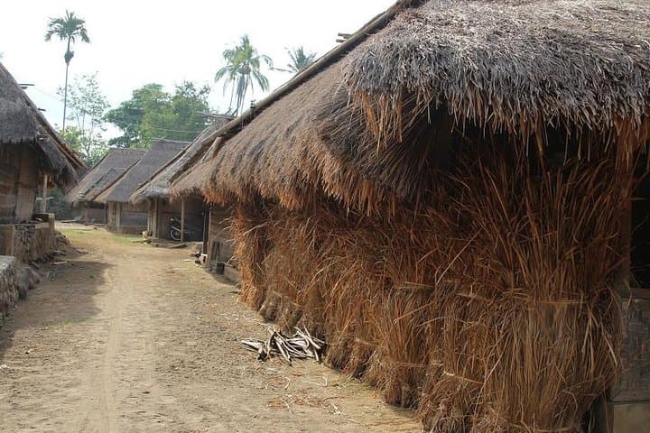 Lombok Waterfall Day Tour — Sendang Gile, Senaru Village & Malimbu Beach photo 5