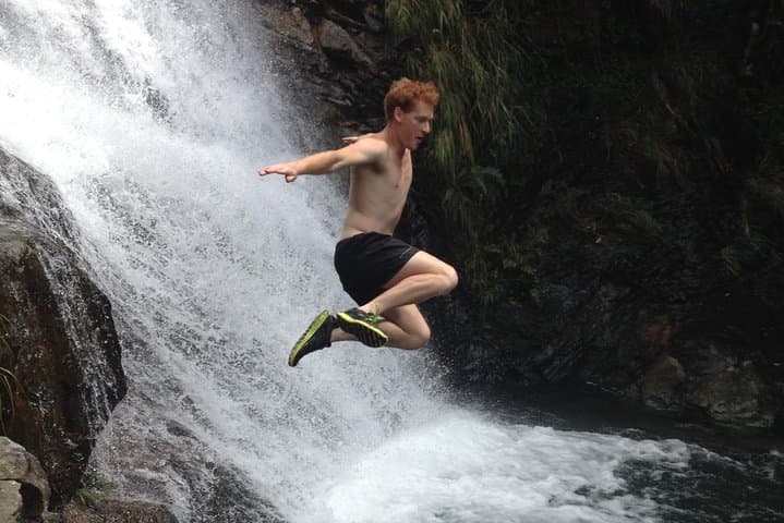 Lantau Three Dragon Gorge River Walk — Tung Chung Gorge Hike with Water Pools photo 3