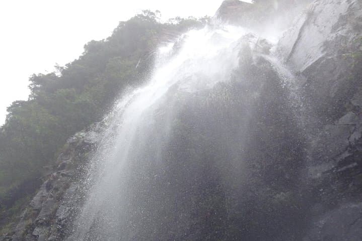Lantau Three Dragon Gorge River Walk — Tung Chung Gorge Hike with Water Pools photo 4