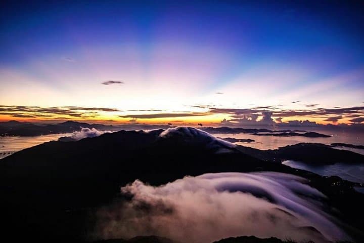 Lantau Peak Sunrise Climb: Experience Hong Kong’s Majestic Mountain Ascent