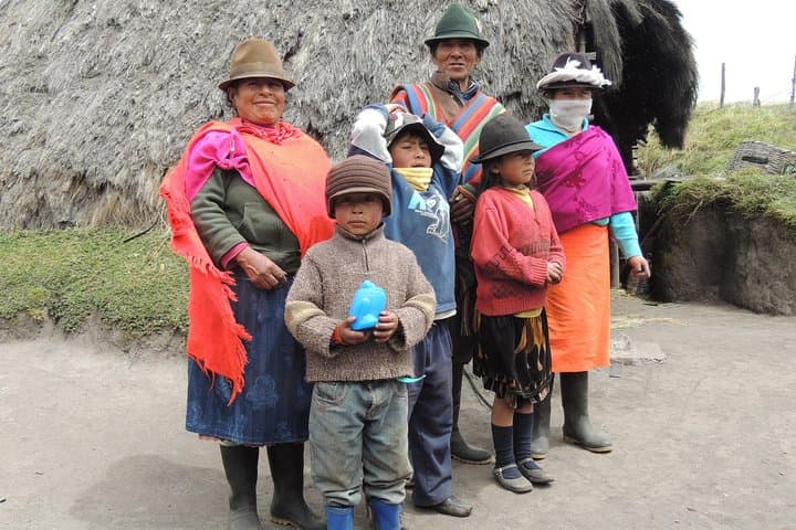 Hike Quilotoa Crater Lake: Private Day Tour from Quito photo 6