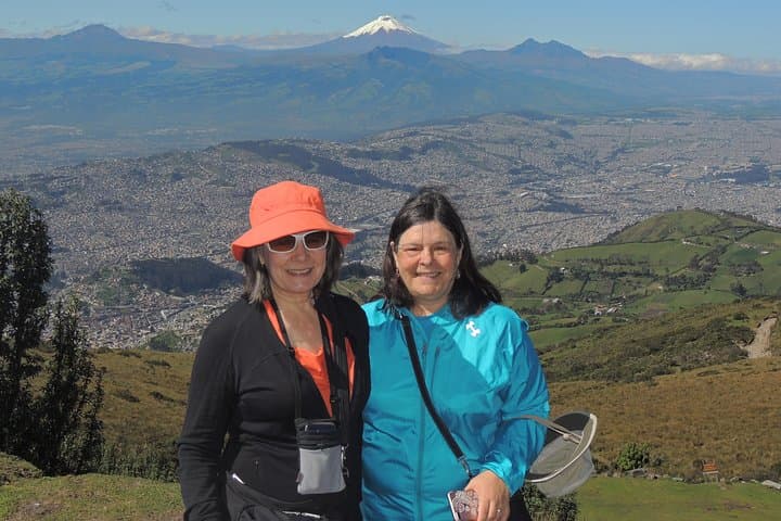 Quito Cable Car to Cruz Loma and Private Old Town Walk photo 4