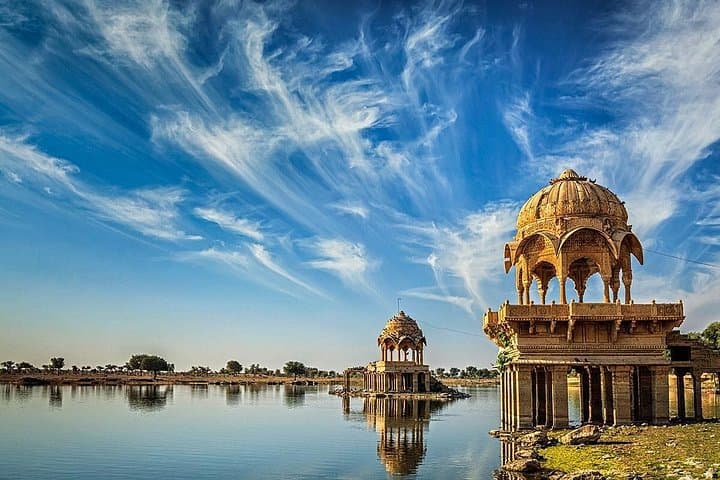 Private 8-Day Golden Triangle Luxury Tour — Taj Mahal, Jaipur & Udaipur photo 3