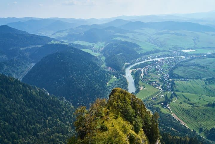 Trzy Korony Hike & Dunajec Gorge Rafting — Pieniny Day Trip from Krakow