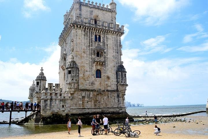 Lisbon Bike Tour: City Center to Belém — Pastéis, Monuments & Tagus Views photo 4