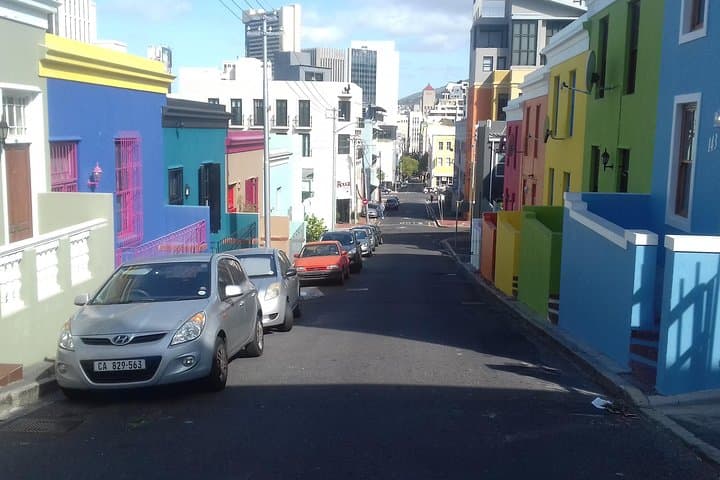 Bo-Kaap Walking Tour with a Local: Culture, Spices and Colour in Cape Town photo 4