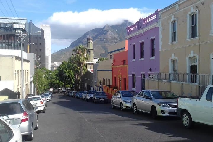 Bo-Kaap Walking Tour with a Local: Culture, Spices and Colour in Cape Town photo 3